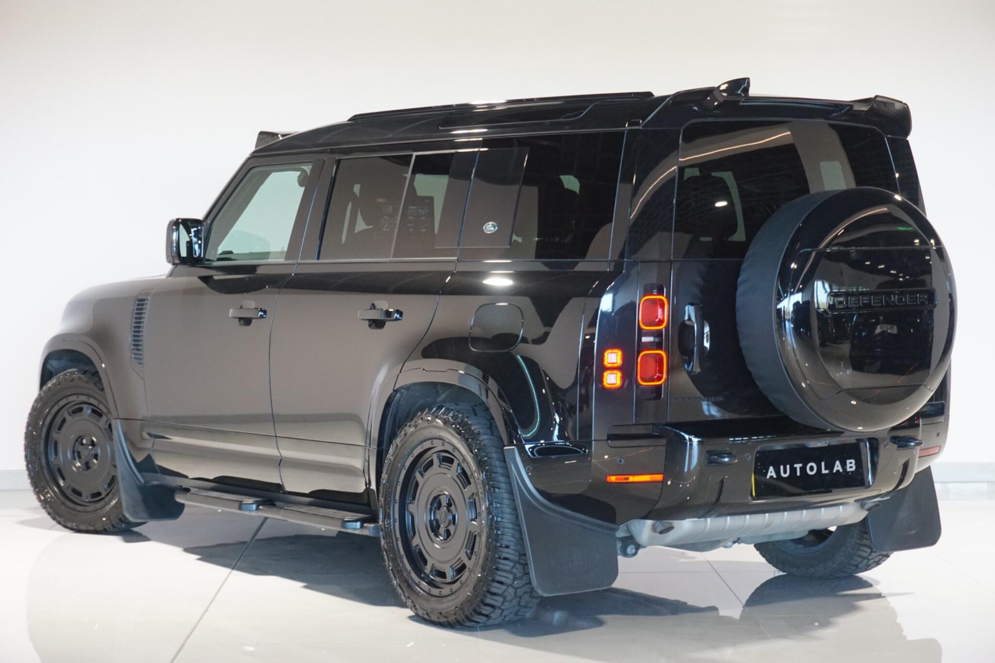 Land Rover Defender 110 2.0 P400e 15.4kWh X-Dynamic S SUV 5dr Petrol Plug-in Hybrid Auto 4WD Euro 6 (s/s) (404 ps)